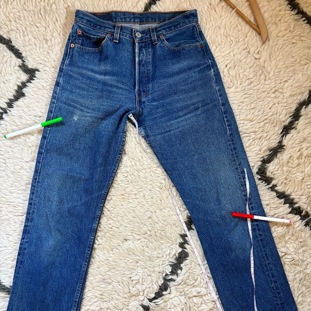 Vintage Levi's 501 - Picture 6 of 16